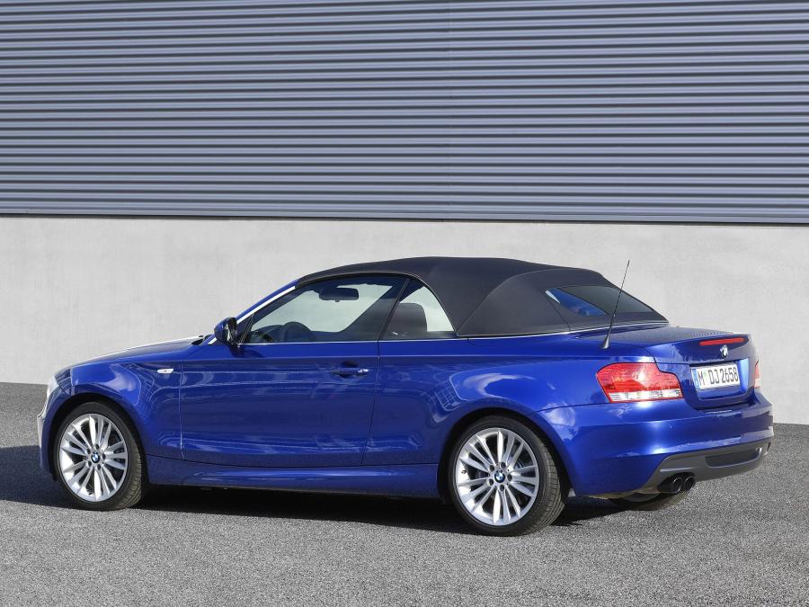  BMW 135i Convertible 2008 года  (фото 7 из 10)